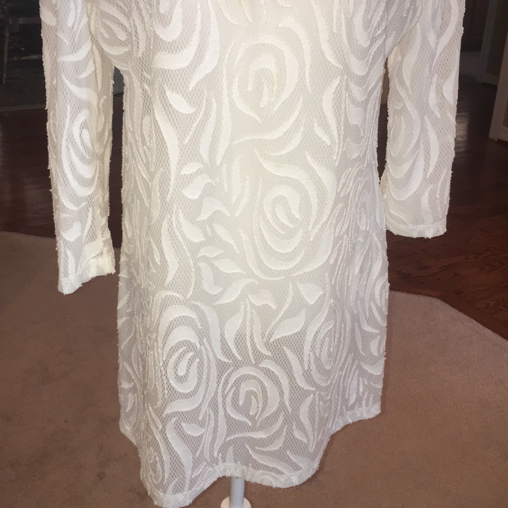 J. Valdi swimsuit coverup in medium - Picture 5 of 13